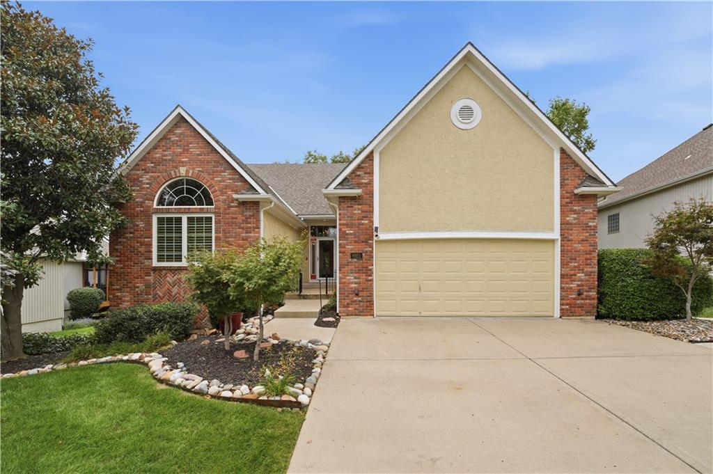 8921 NE 94 Ter, Kansas City, MO 64157