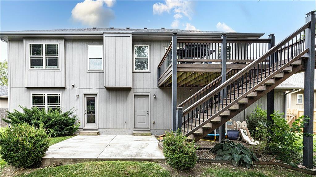 880 N Alder St, Gardner, KS 66030