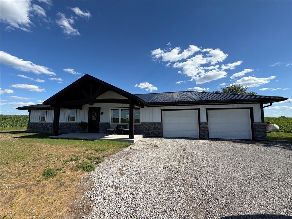 6890 SE Rogers Rd, Cameron, MO 64429