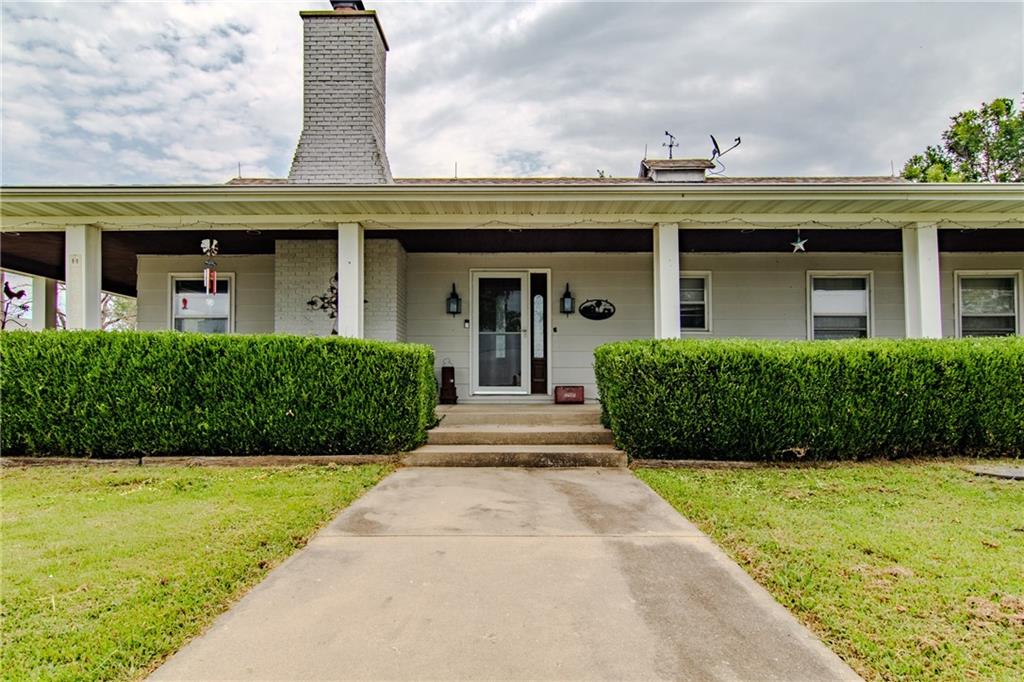 8132 N Highway 13 Hw, Clinton, MO 64735