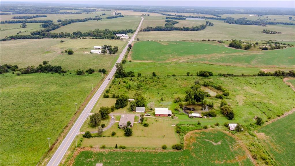8132 N Highway 13 Hw, Clinton, MO 64735