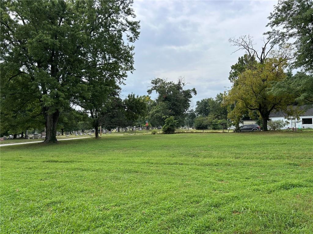 710 S Washington St, Nevada, MO 64772