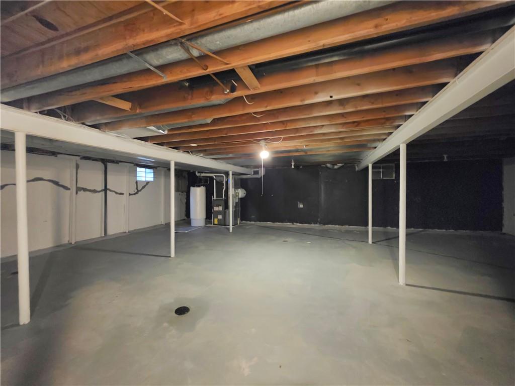 11695 Bradshaw St, Overland Park, KS 66210