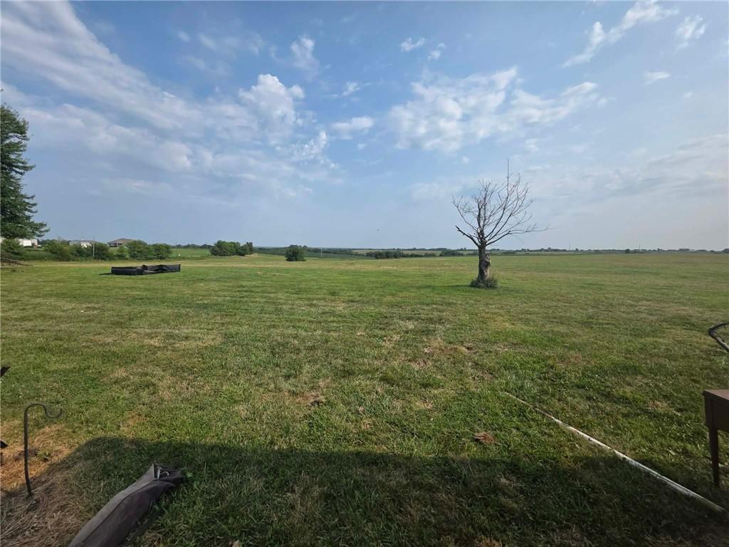 5647 SW Mccomas Ln, Plattsburg, MO 64477
