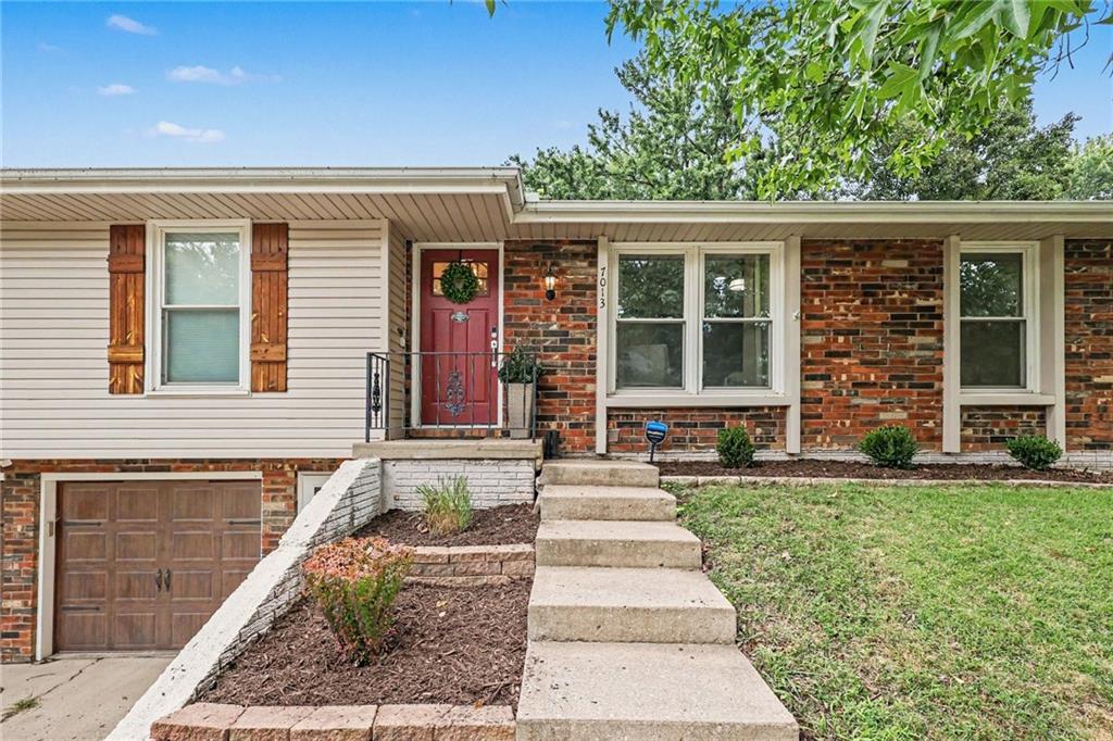7013 N Winan Ave, Kansas City, MO 64152