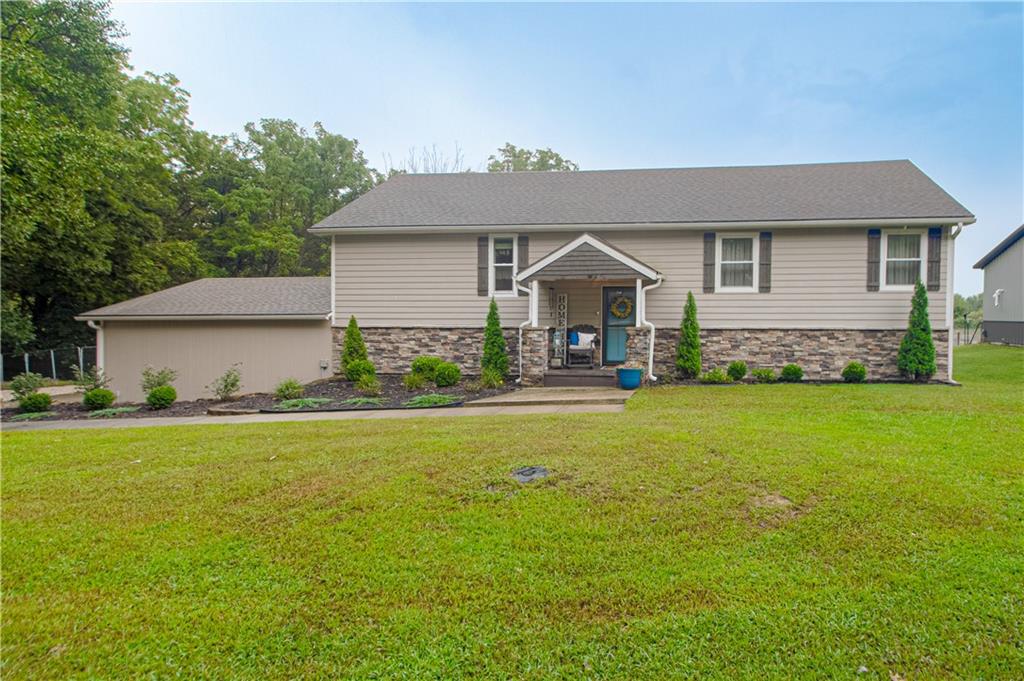14309 Anchor Ave, Liberty, MO 64068