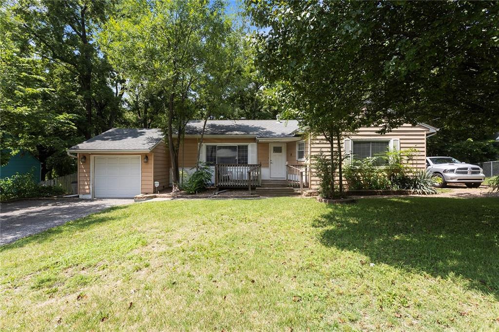 3254 N 63rd St, Kansas City, KS 66104
