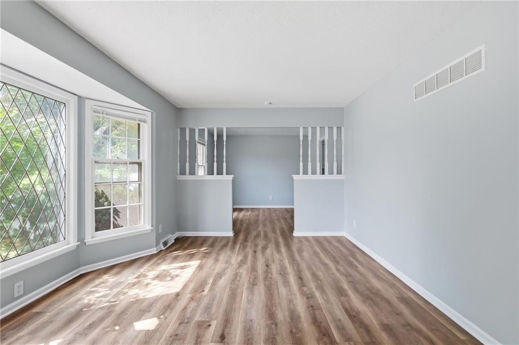 8705 Tennessee Ave, Raytown, MO 64138