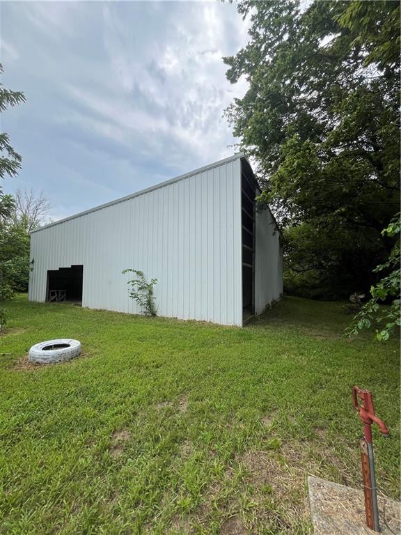 11112 NE County Road 3003 Rd, Adrian, MO 64720