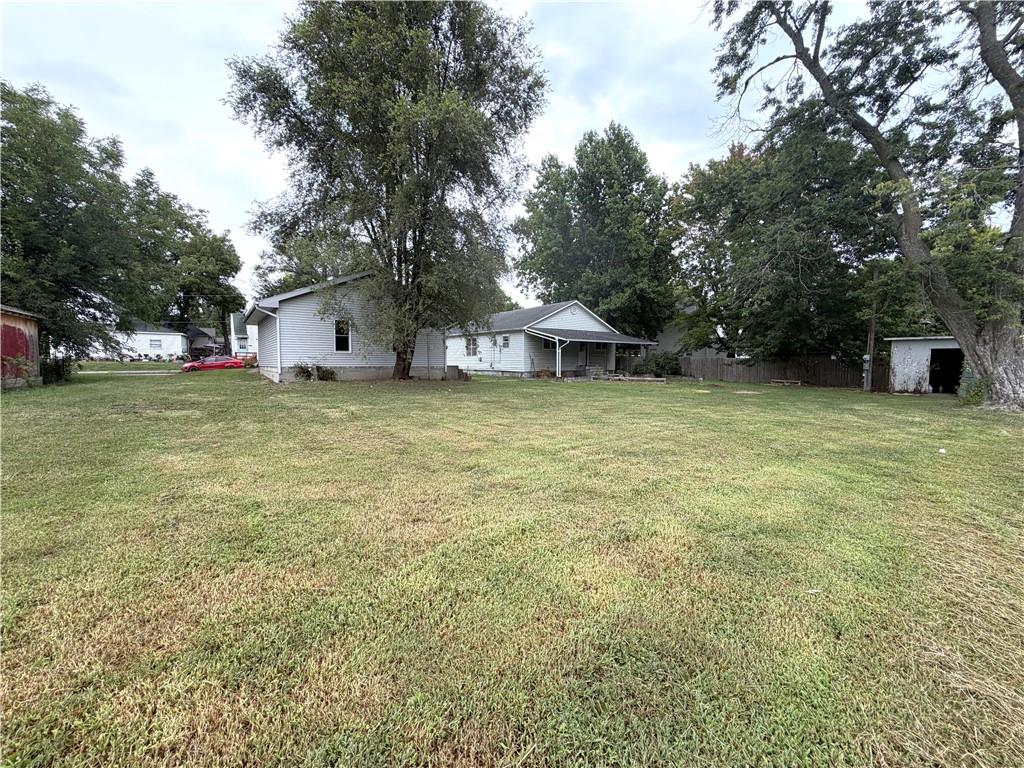 242 Gale St, Chillicothe, MO 64601
