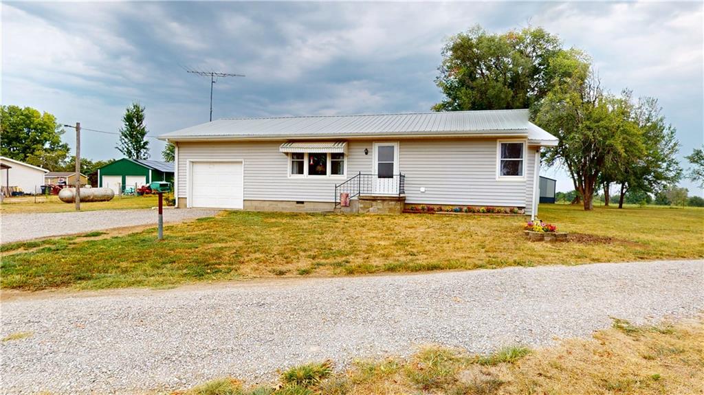 17165 S 1200 Rd, Nevada, MO 64772