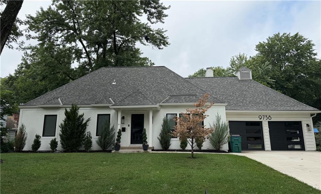 9738 Howe Dr, Overland Park, KS 66206