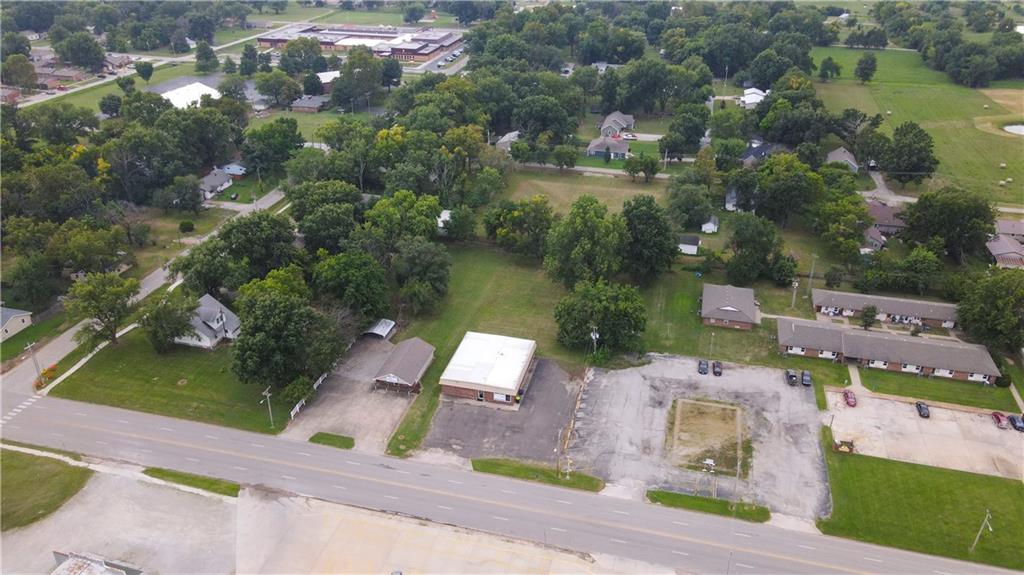 605 W Saint John St, Girard, KS 66743