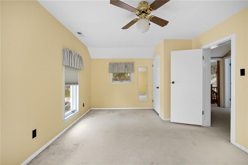 1414 Nebraska St, Mound City, MO 64470