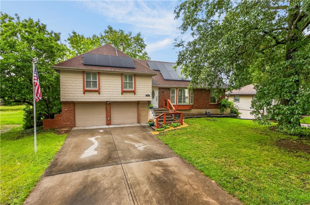 1704 NE 69th Ter, Gladstone, MO 64118