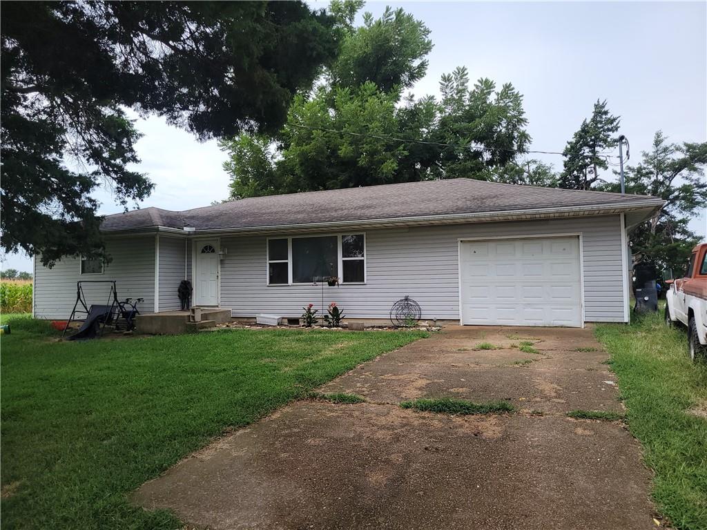 809 N Western Ave, Girard, KS 66743