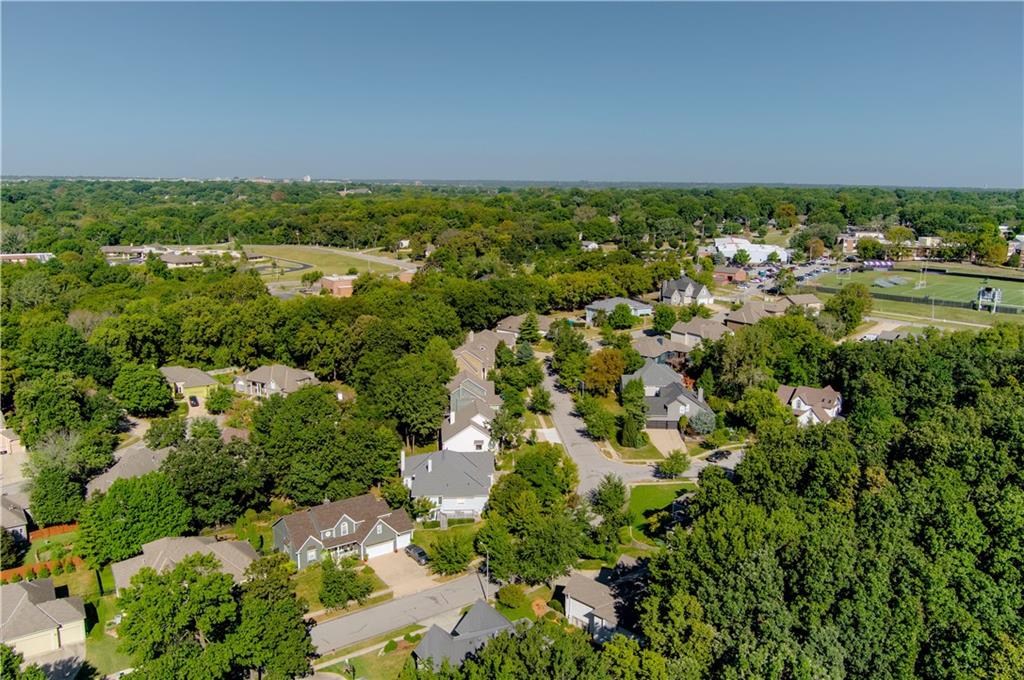 12035 Mcgee St, Kansas City, MO 64145