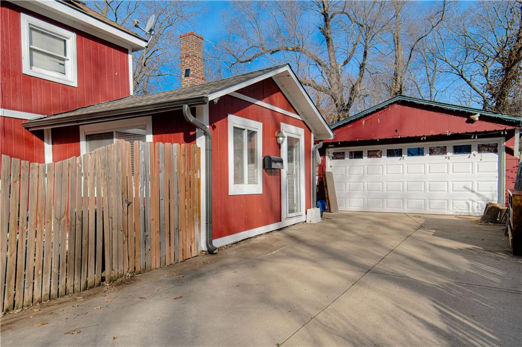 3006 NE Parvin Rd, Kansas City, MO 64117