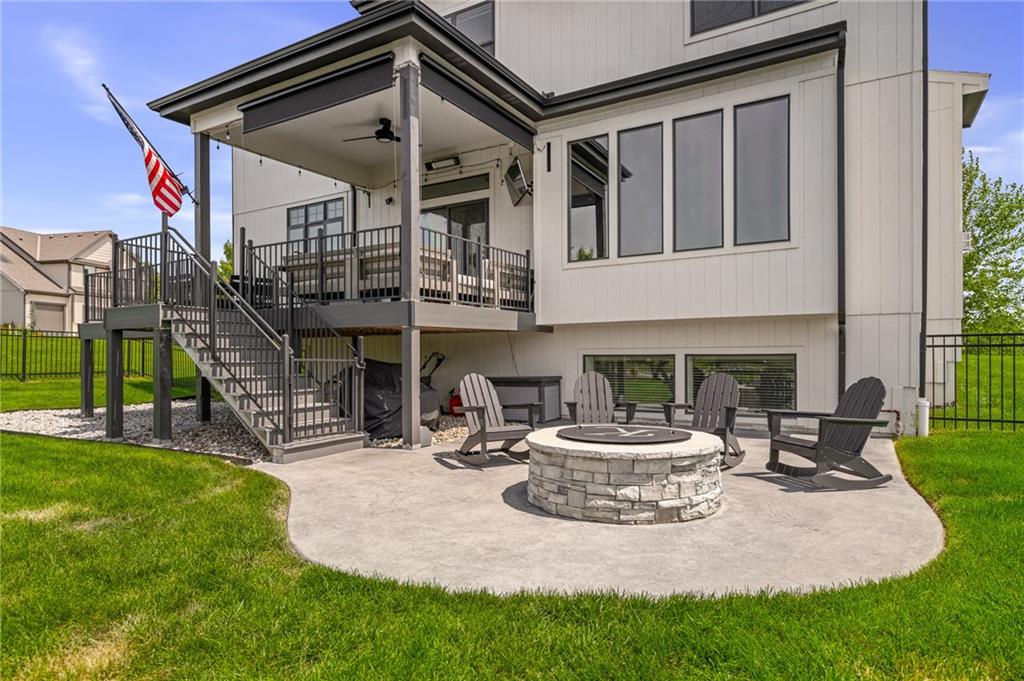 11508 S Mize Rd, Olathe, KS 66061
