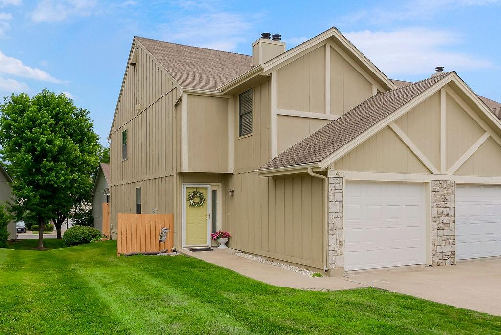404 NE 6th St #D, Blue Springs, MO 64014