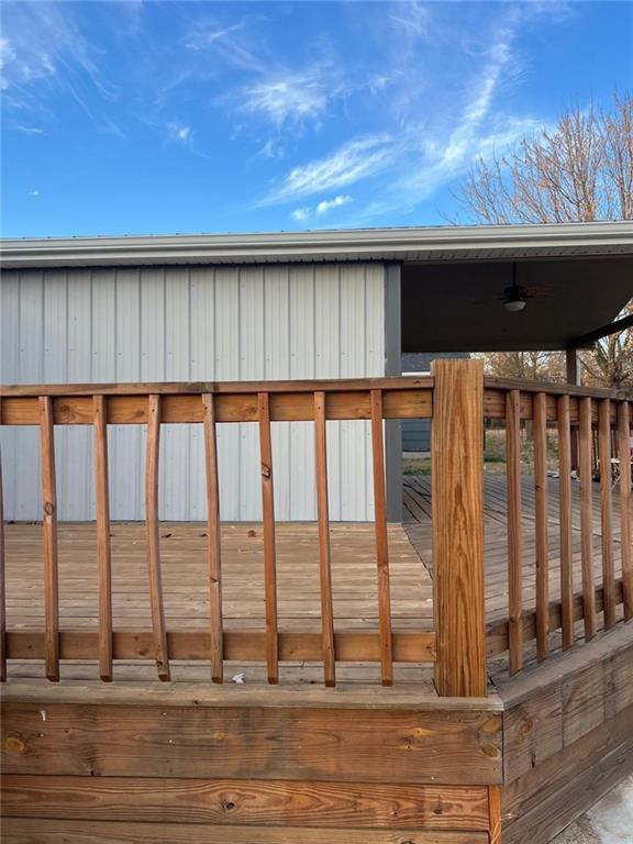 1412 N Ash St, Nevada, MO 64772