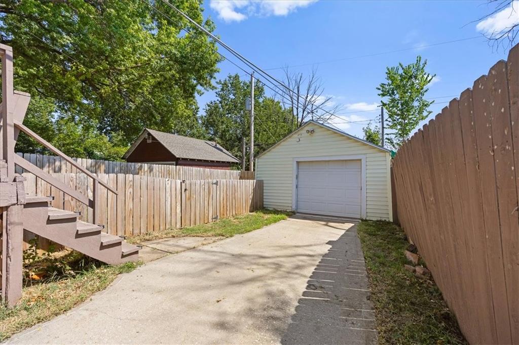 305 N 14th St, Kansas City, KS 66102