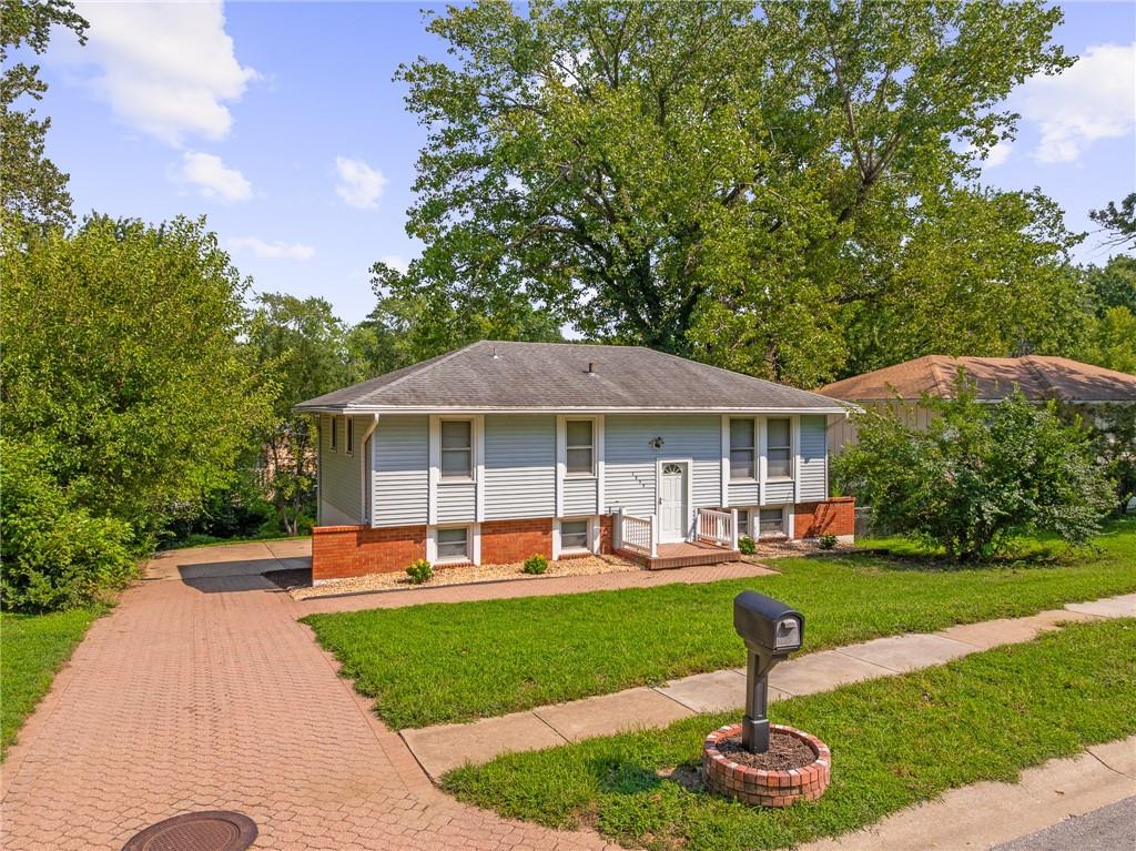 1833 N York St, Independence, MO 64058