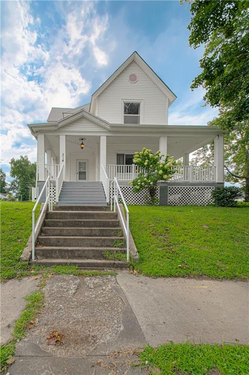 314 N Main St, Carrollton, MO 64633