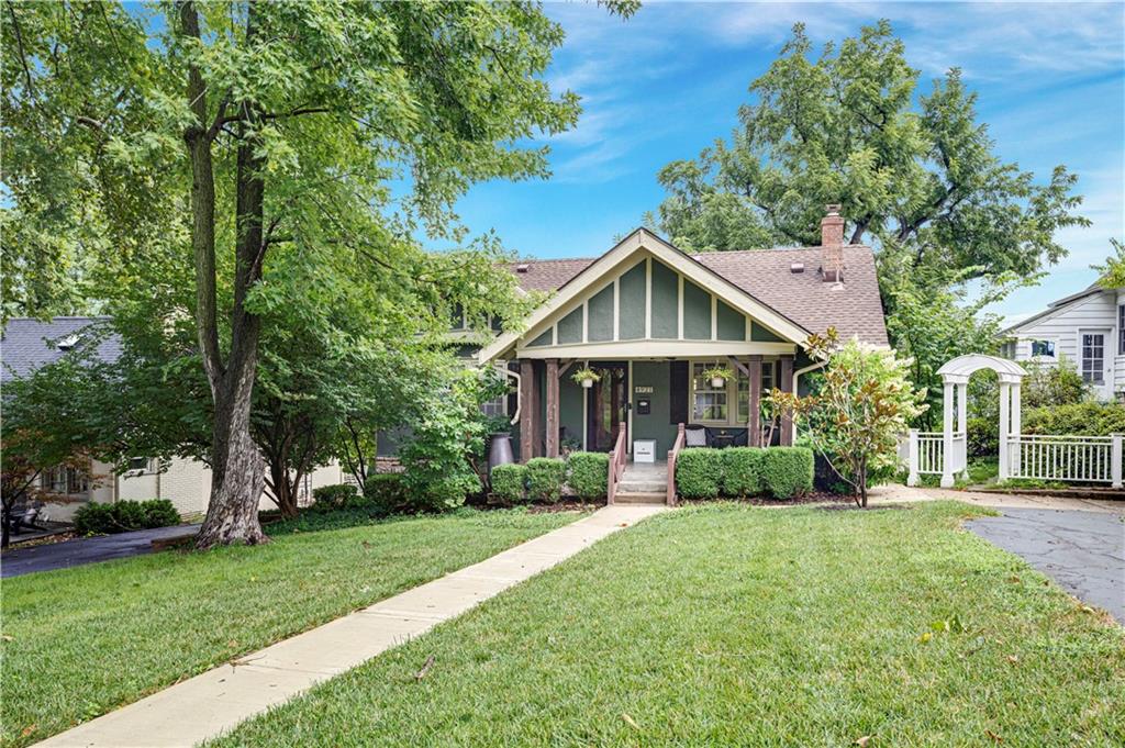 4921 Wyoming St, Kansas City, MO 64112