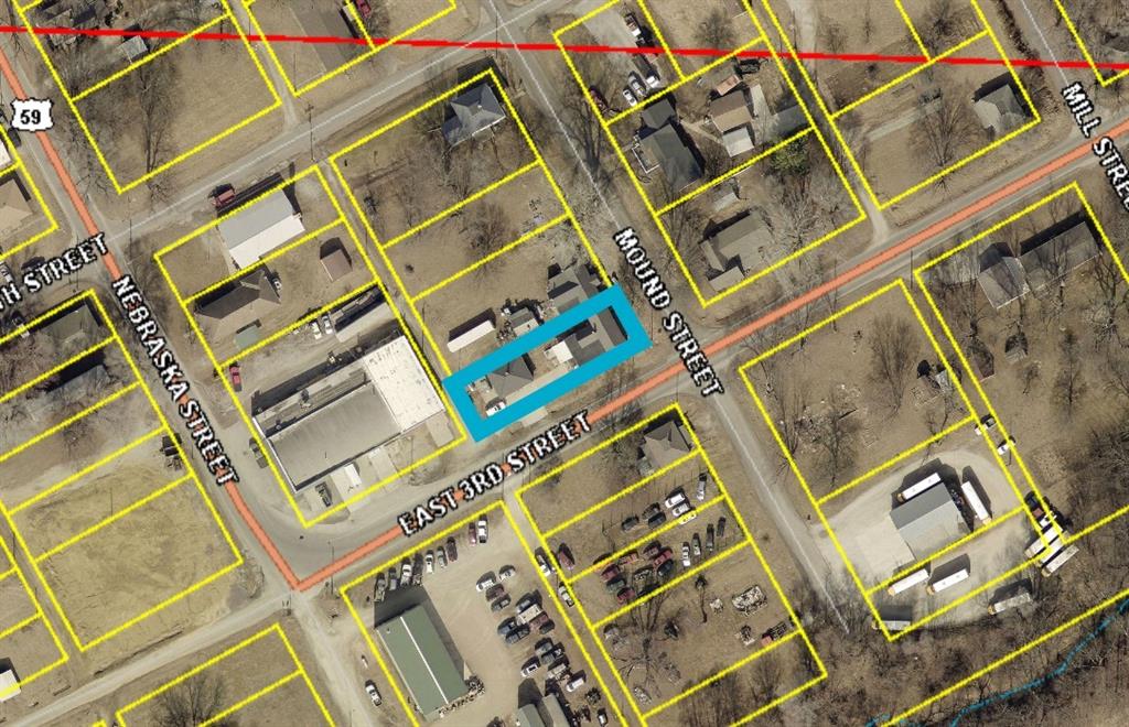 301 Mound St, Mound City, MO 64470