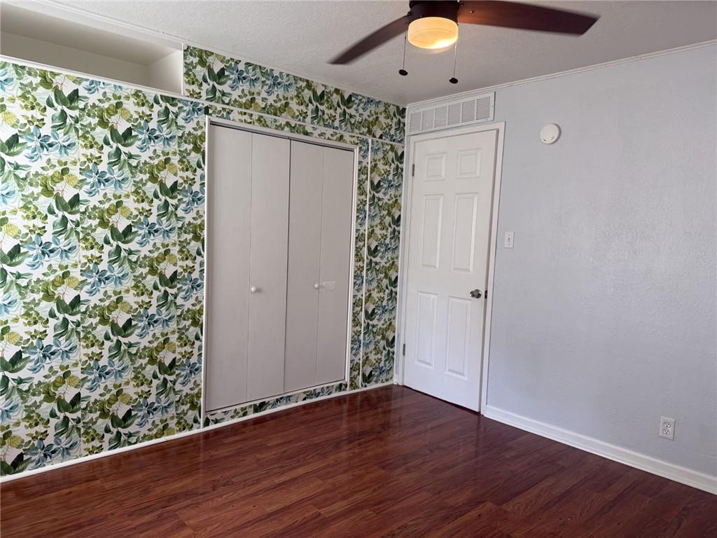 7501 Conser St, Overland Park, KS 66204