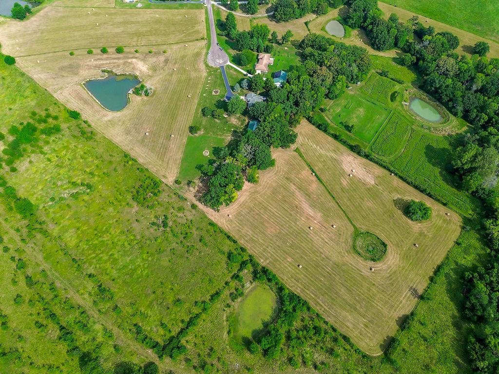 24825 Countryview Dr, Kearney, MO 64060