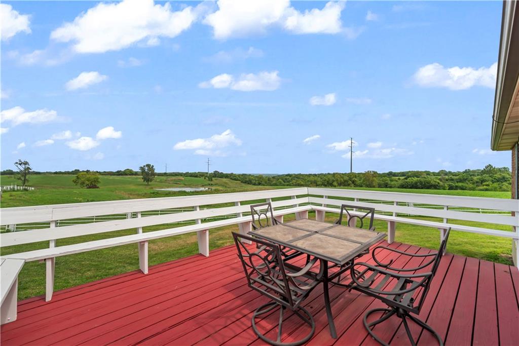 10625 Franklin Rd, Richmond, MO 64085