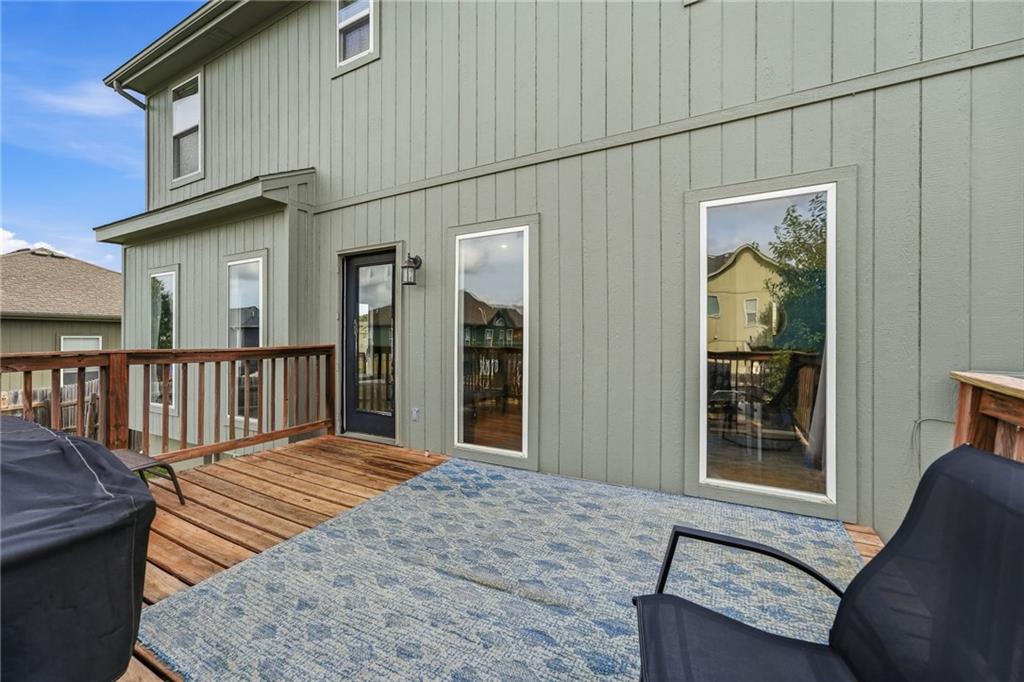 16912 Summit Dr, Belton, MO 64012