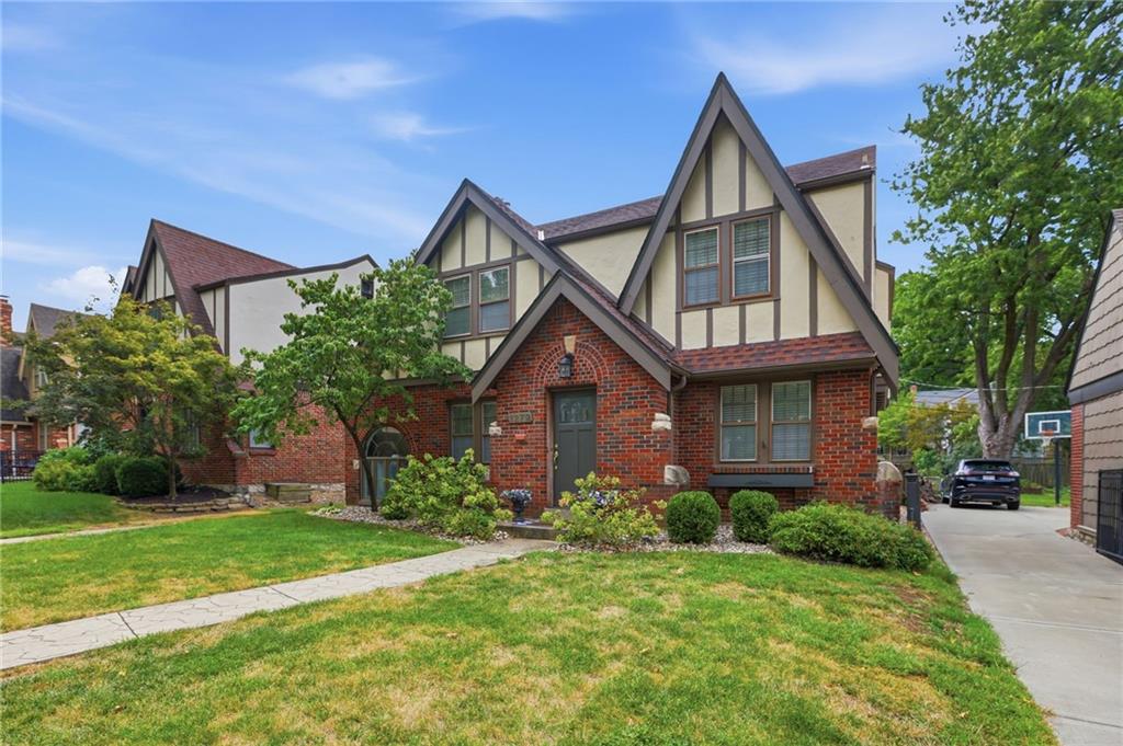 1279 W 72nd Ter, Kansas City, MO 64114