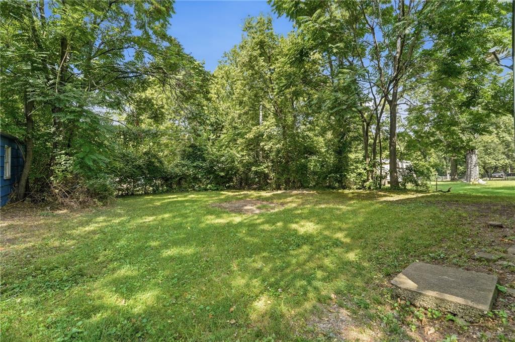 8310 Wayne Ave, Kansas City, MO 64131
