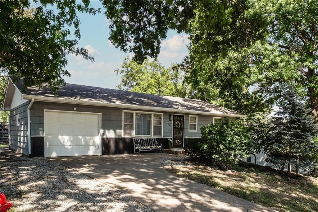 6518 Rowland Ave, Kansas City, KS 66104