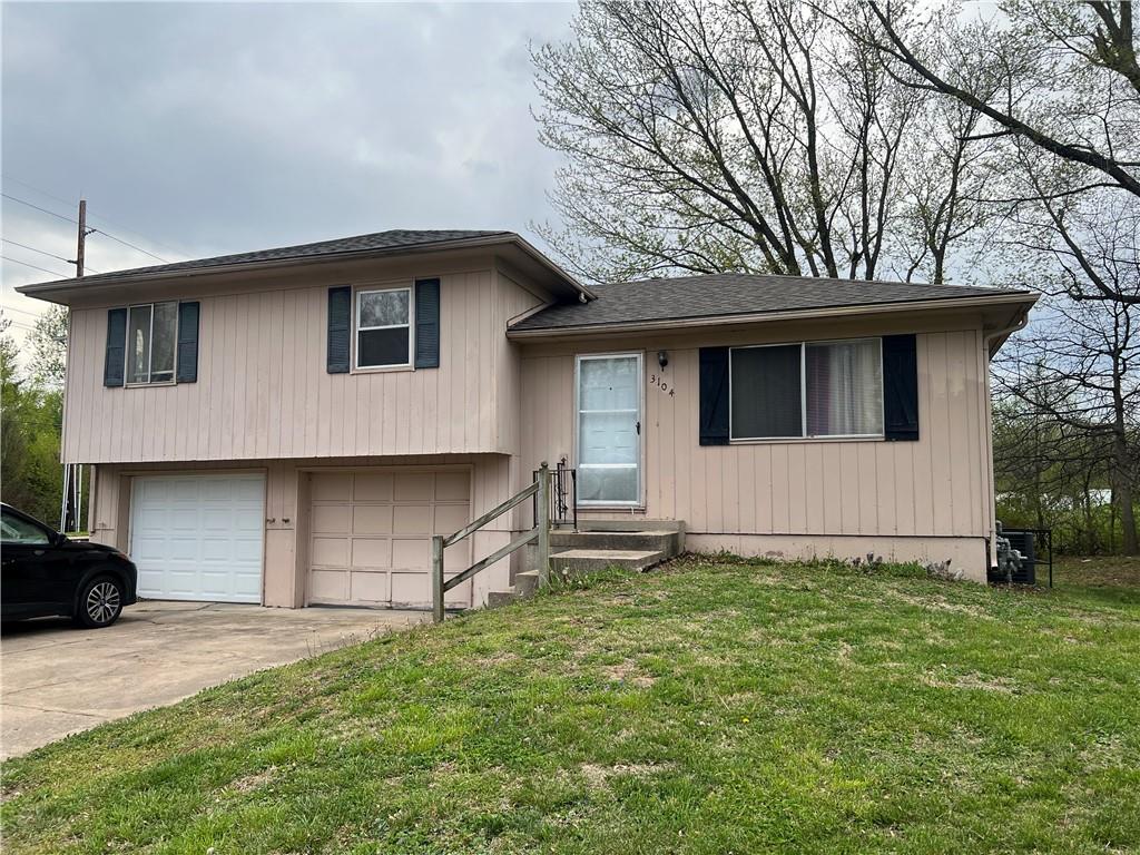 3102 N 68th St, Kansas City, KS 66109