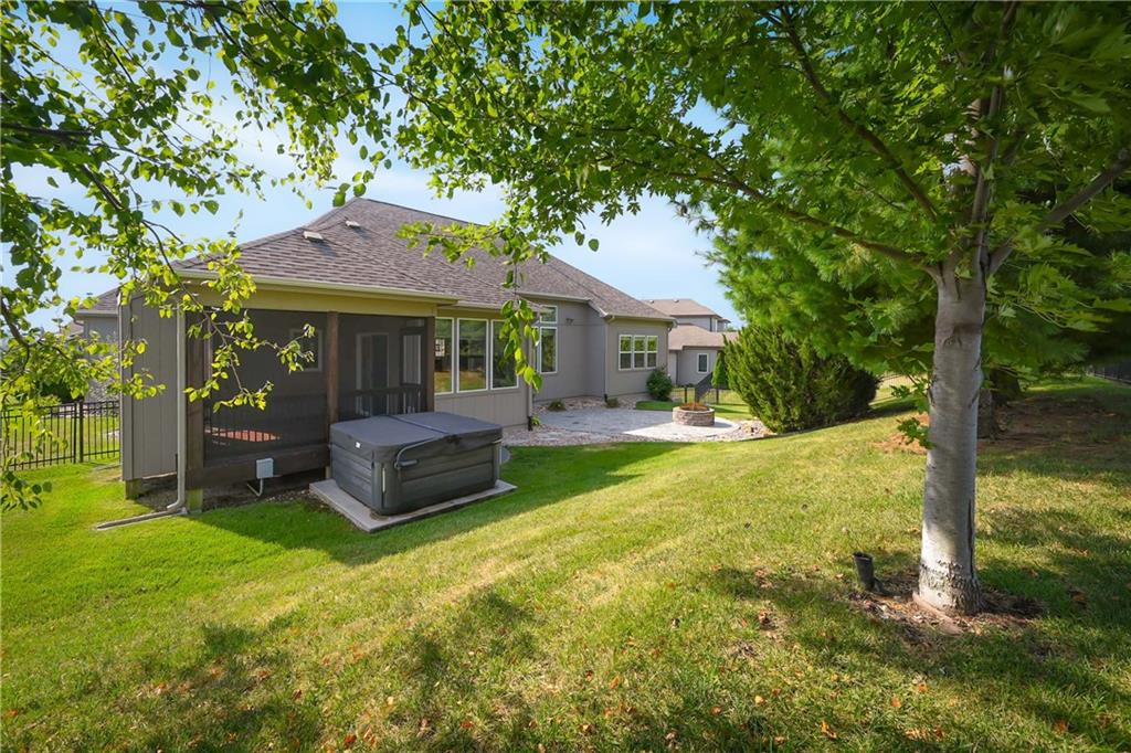 190 SW Roosevelt Rg, Lee's Summit, MO 64081