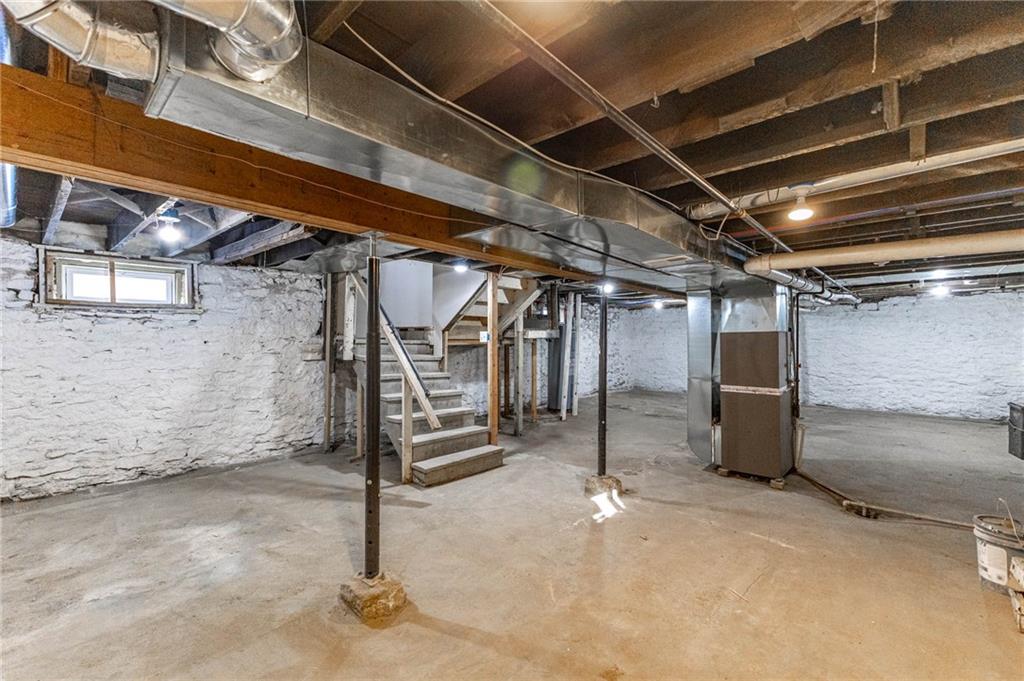 3517 Jefferson St, Kansas City, MO 64111