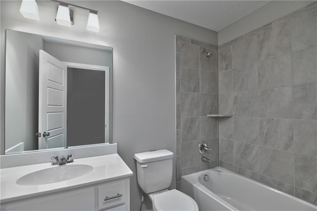 6000 Apache Dr, Shawnee, KS 66226