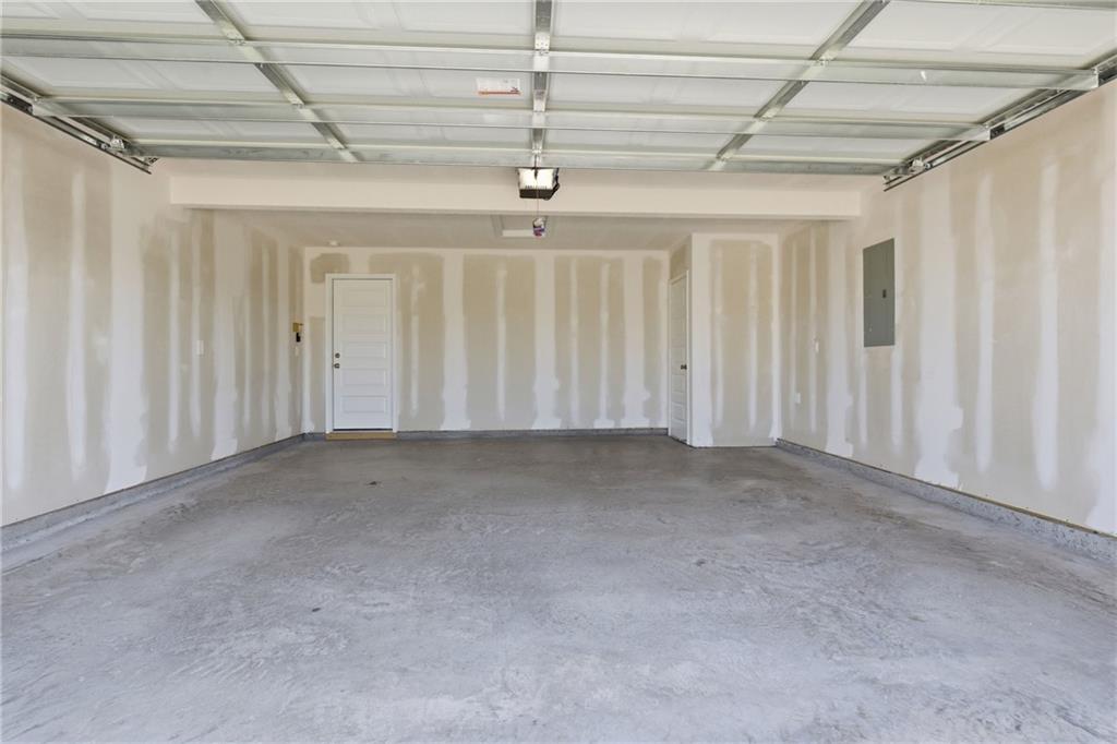 882 N Pear St, Gardner, KS 66030