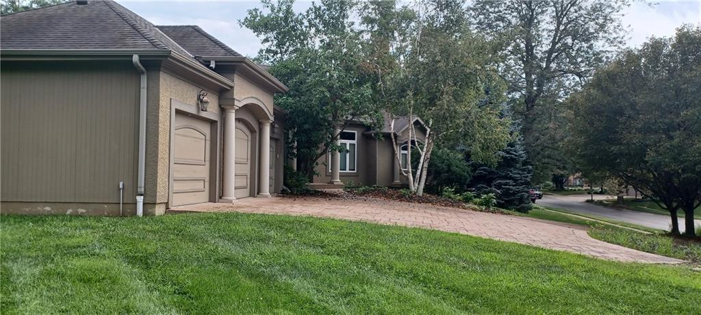 6209 N Mattox Rd, Kansas City, MO 64151