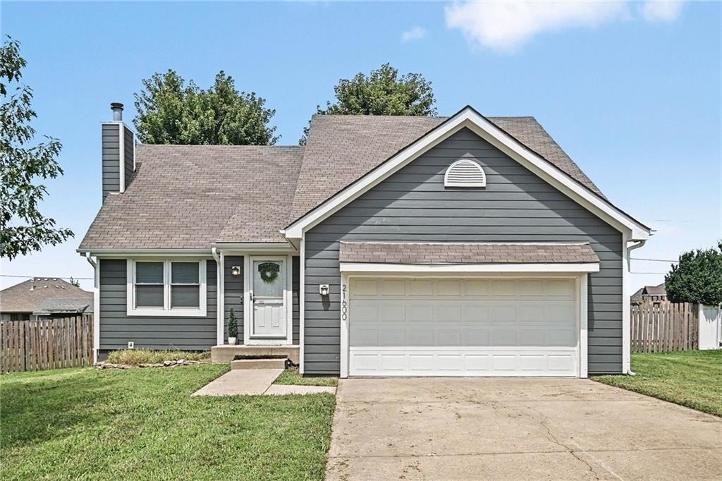 21600 W 178th Ter, Olathe, KS 66062
