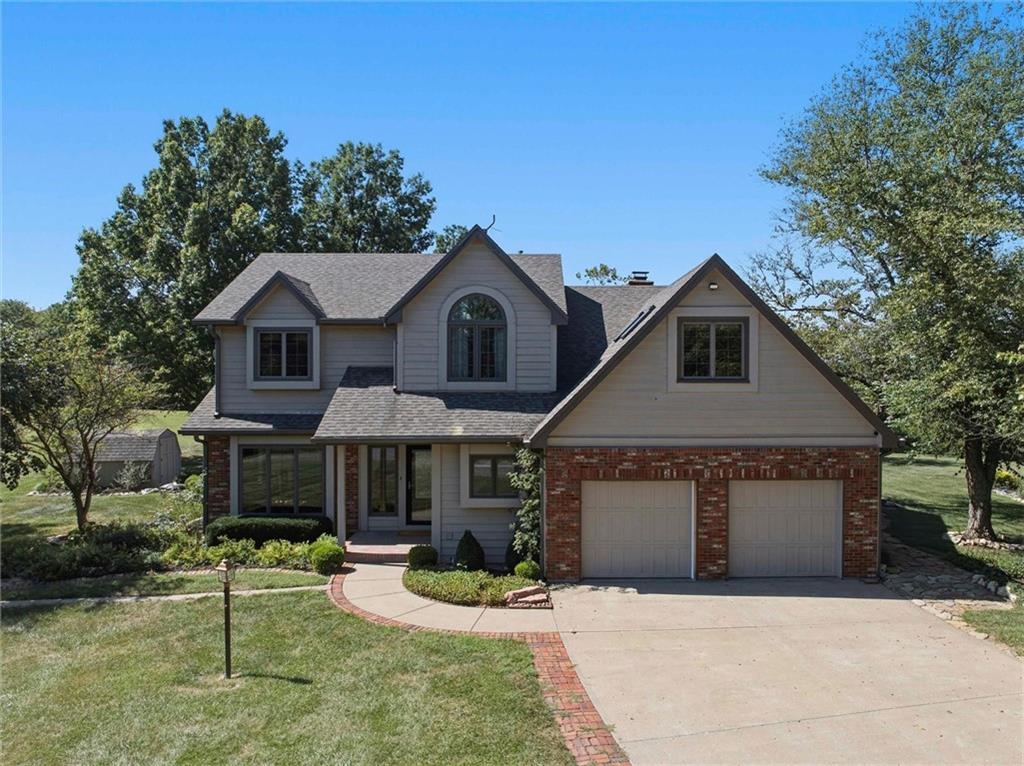 856 E 1150 Rd, Baldwin City, KS 66006