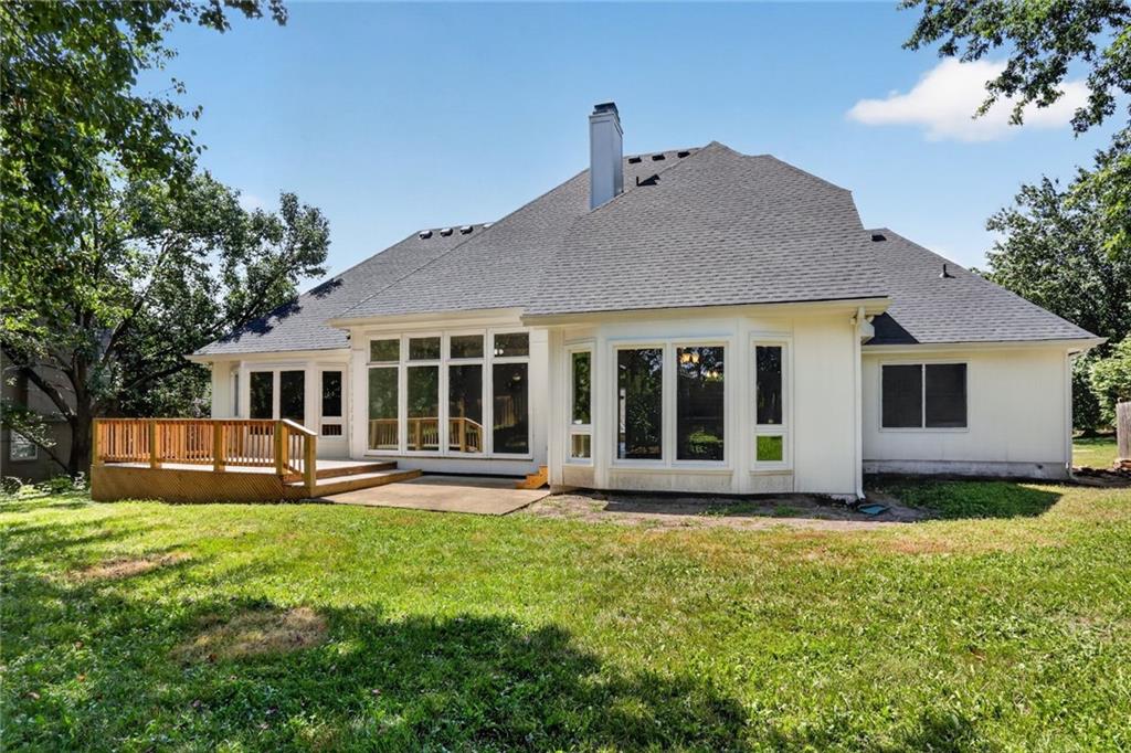 6801 N Quincy Cir, Kansas City, MO 64119