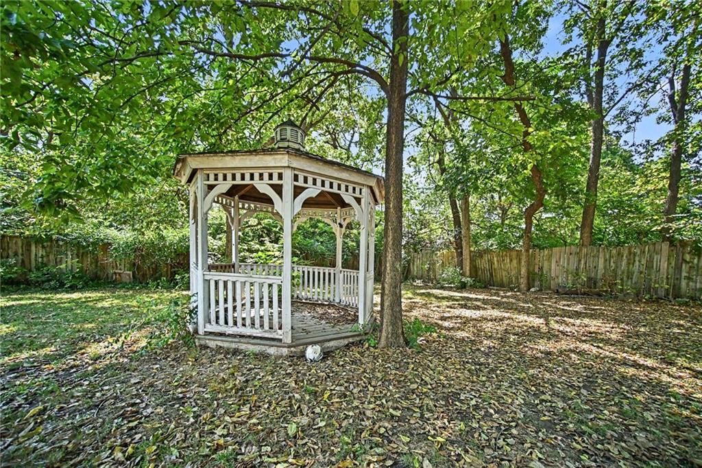 508 Broad St, Warrensburg, MO 64093