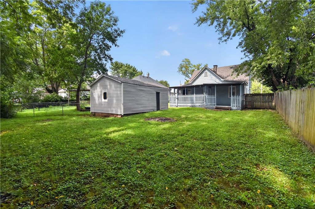 515 E Kansas Ave, Independence, MO 64050