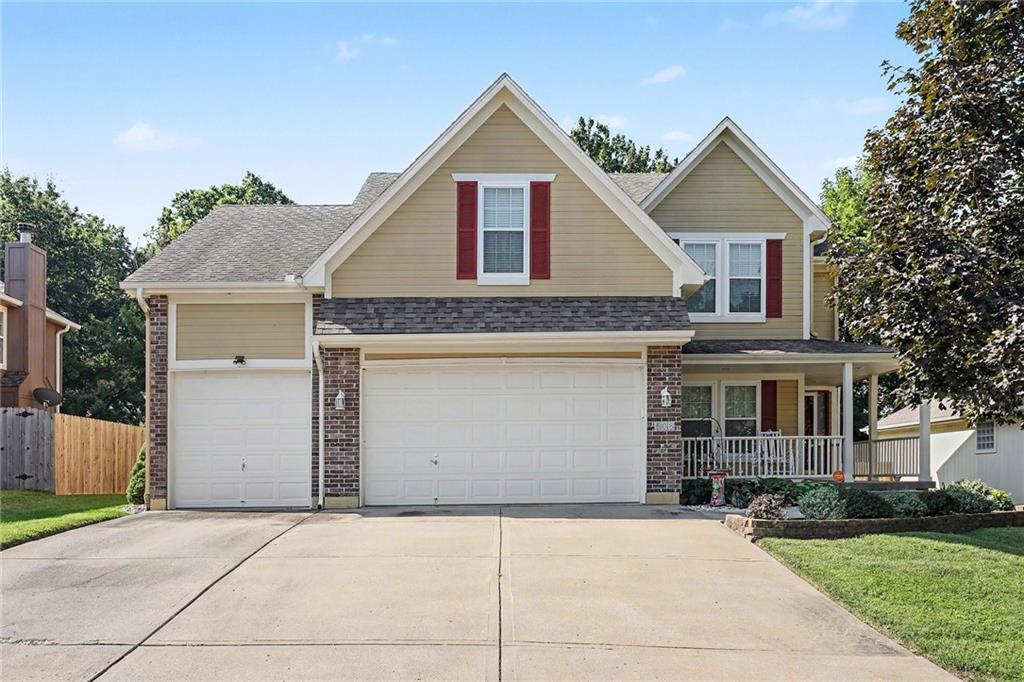 508 NE Hans Dr, Blue Springs, MO 64014