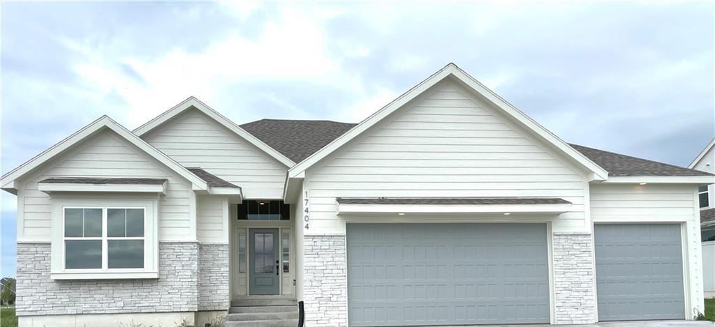 17404 Gillette St, Overland Park, KS 66221